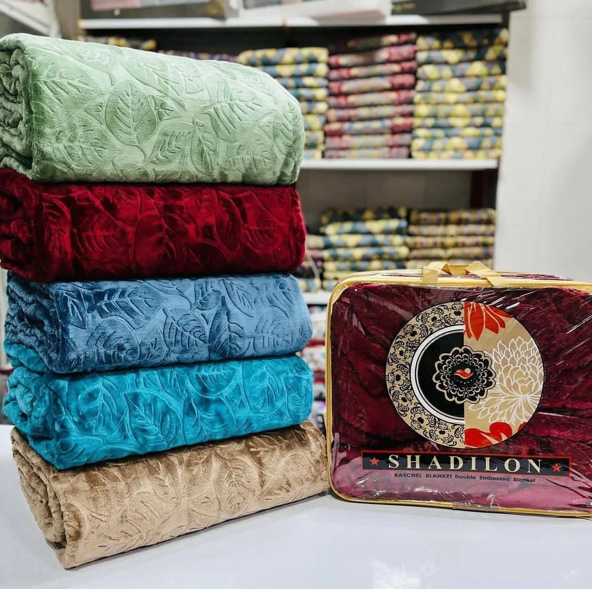 پتو ضخیم دونفره (ابعاد ۲۰۰×۲۳۰)(کیفیت عالی)